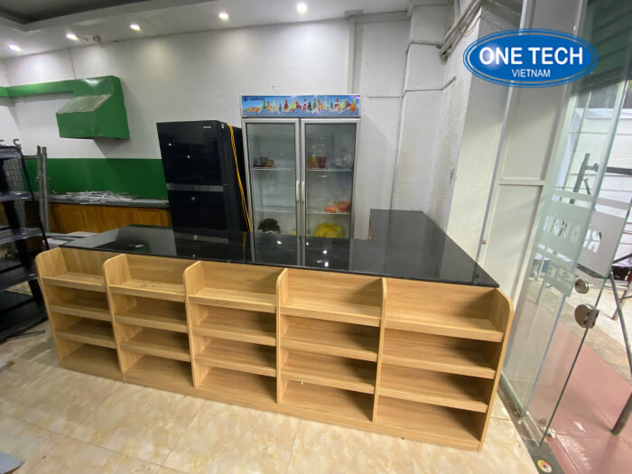 Bàn thu ngân gỗ mặt đá hoa