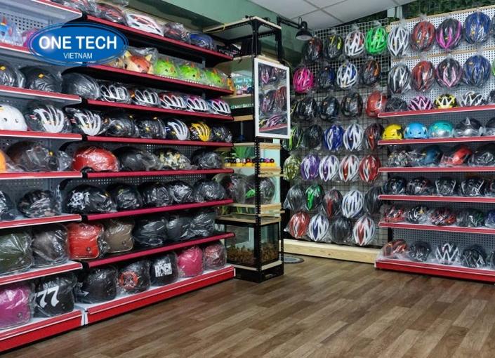 Lợi ích của kệ để mũ bảo hiểm
