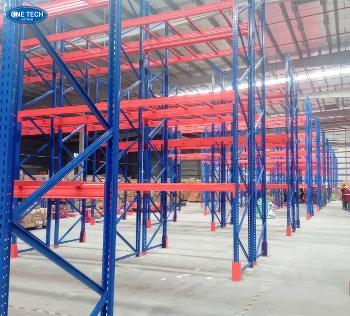 1. Kệ sàn Mezzanine là gì? Tổng quan về giải pháp tối ưu không gian kho