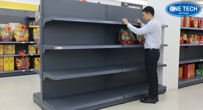 Lắp đặt kệ trưng bày giỏ quà Tết đúng kỹ thuật Hướng dẫn lắp đặt kệ trưng bày đúng kỹ thuật để kệ vững