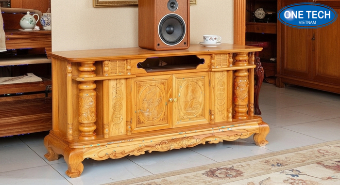 Ke trung bay loa go tu nhien cham hoa van