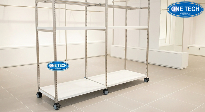 Kệ trưng bày shop quần áo linh hoạt Kiểu dáng kệ lắp ráp dễ tháo gỡ cho shop thời trang